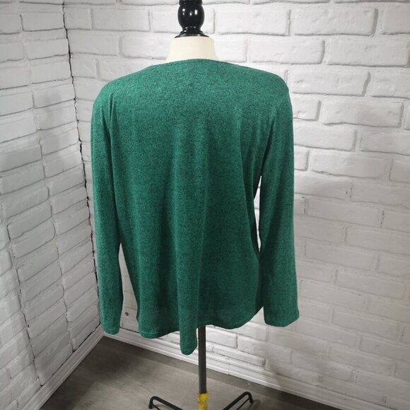 2 Dye 4 Ladies Size XL Bright Green Sweater with Lace Detail on Shoulders - Picture 2 of 10